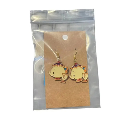 BEAUTY AND THE BEAST MRS POTTS AND CHIP GOLD PLATED DANGLE EARRINGS - Picture 1 of 1